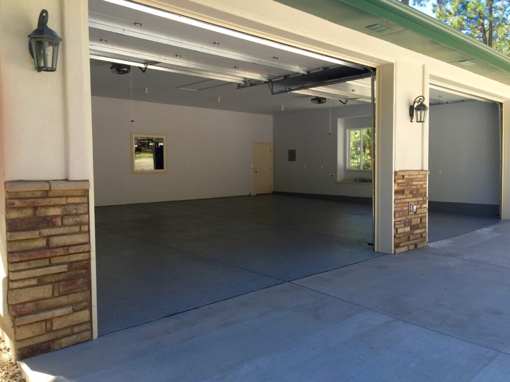 Uhlik Garage 5